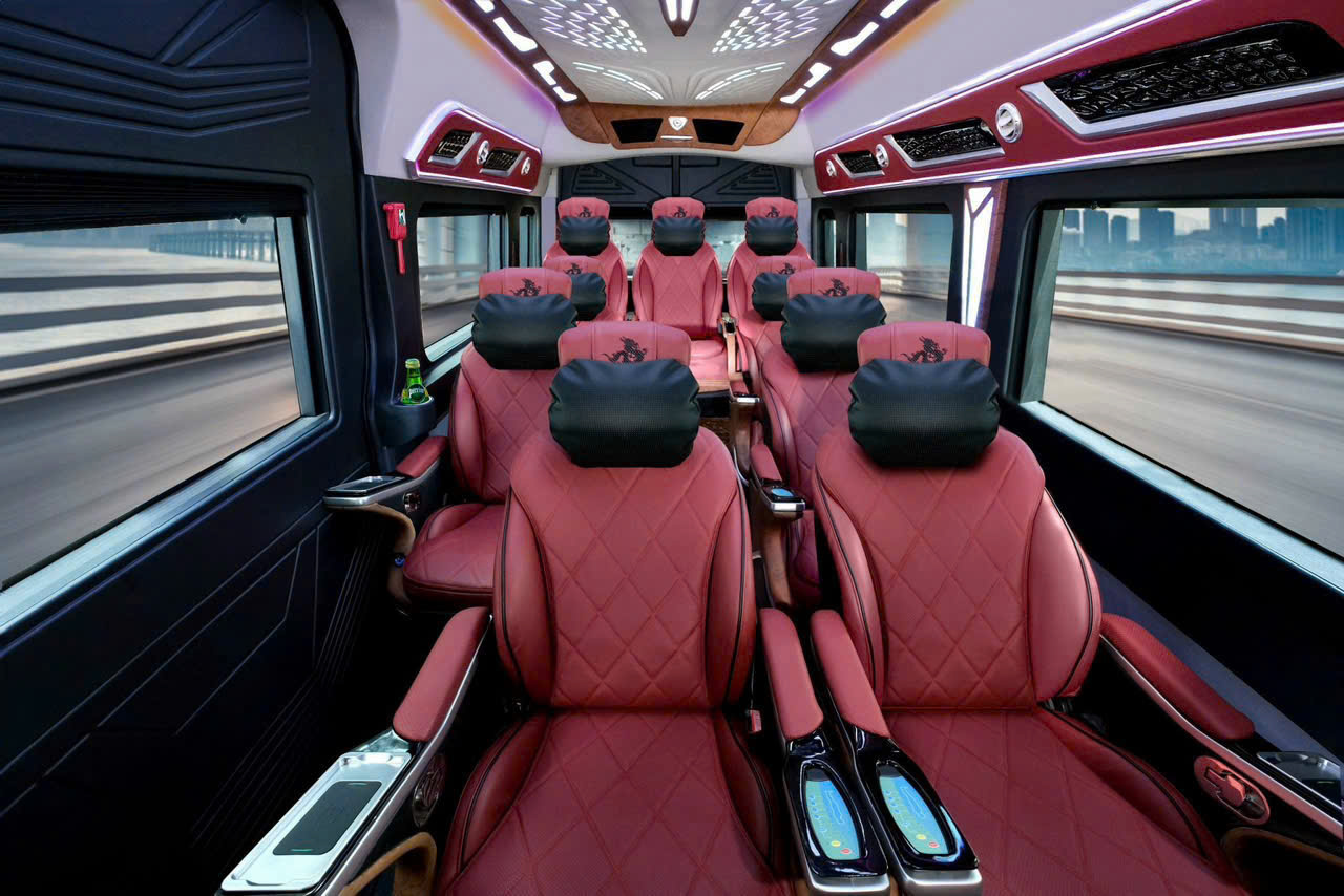 DCar Hyundai Solati 11 Chỗ